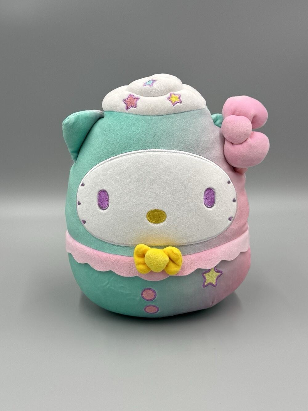 Squishmallows Hello Kitty Dreamland Ice Cream Sundae Sanrio Plush 9” Stuffed Toy